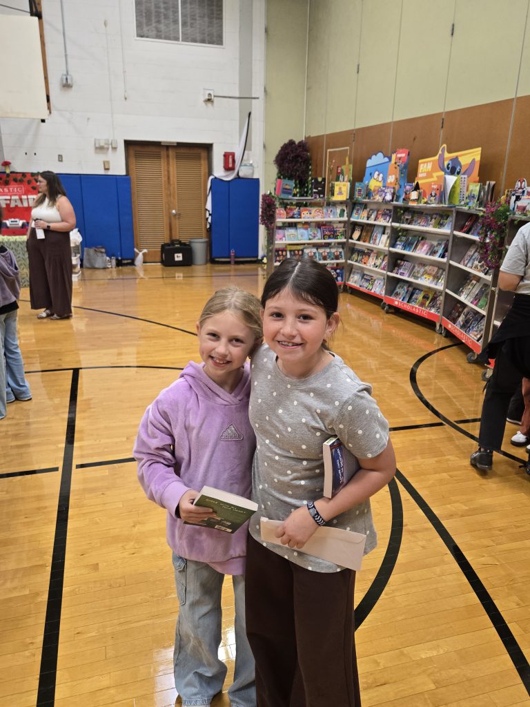 kids standing for picture