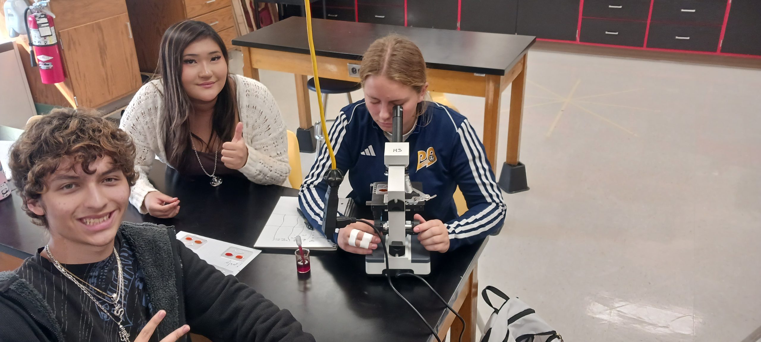kids in science class